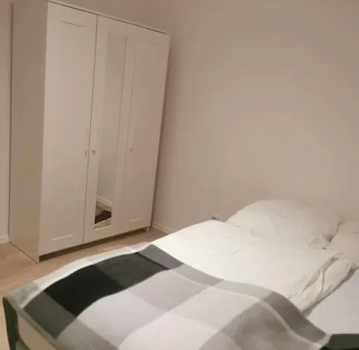 3 Am Teutoburger Wald * Hagen (Osnabruck)